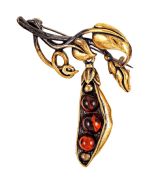 Brooch Peas